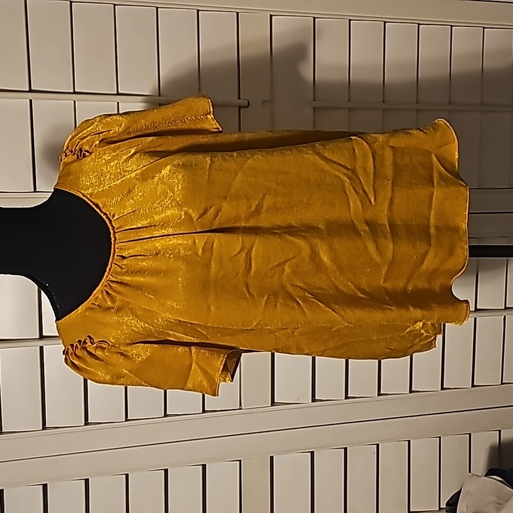 Lauren Conrad Mustard Blouse M